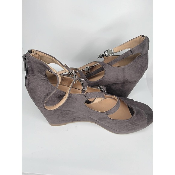 Journee Collection Womens Skyla Wedge Sandals (Size 9.5) - Picture 2 of 7